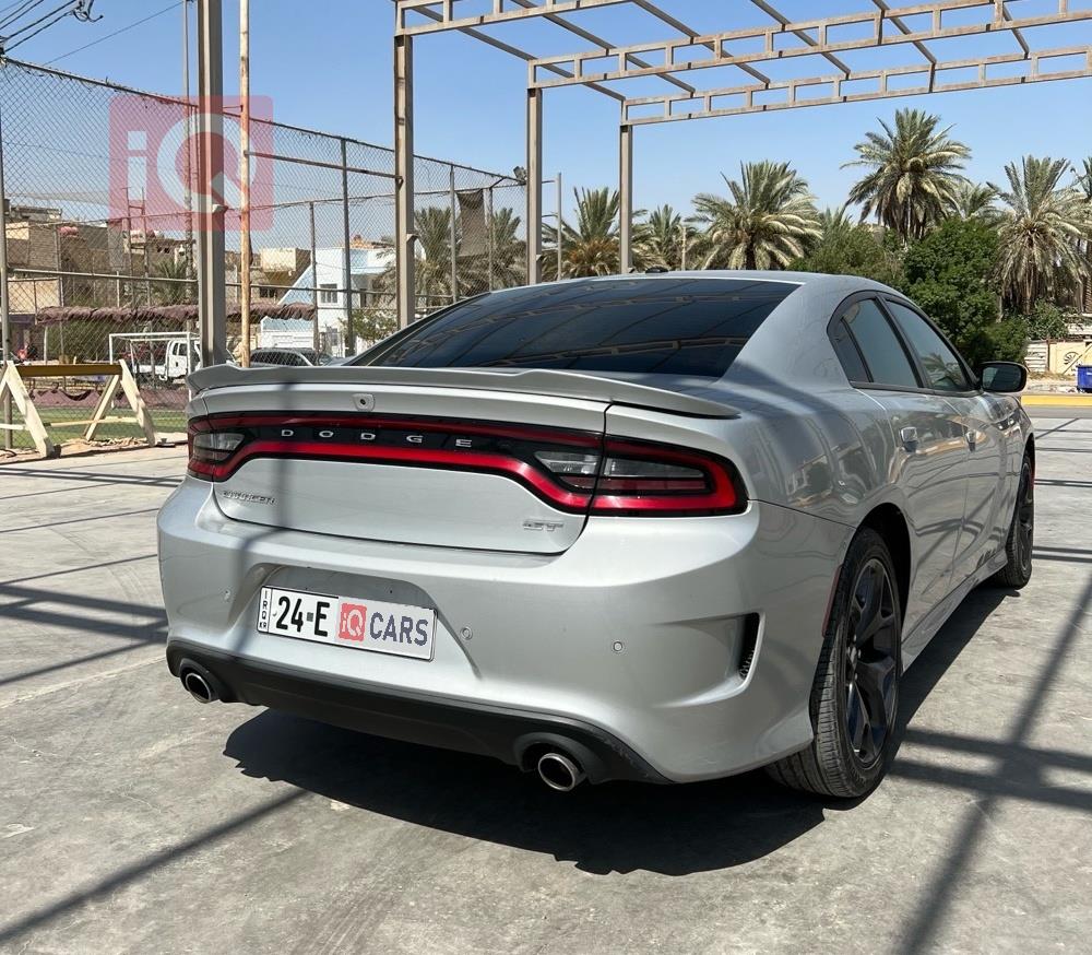 دودج تشارجر